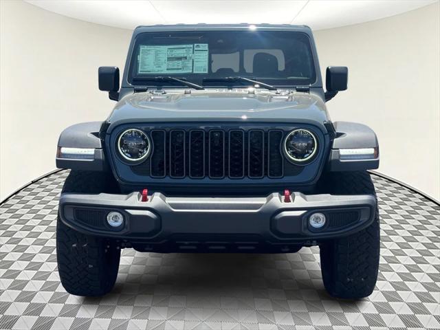 new 2025 Jeep Gladiator car, priced at $61,030