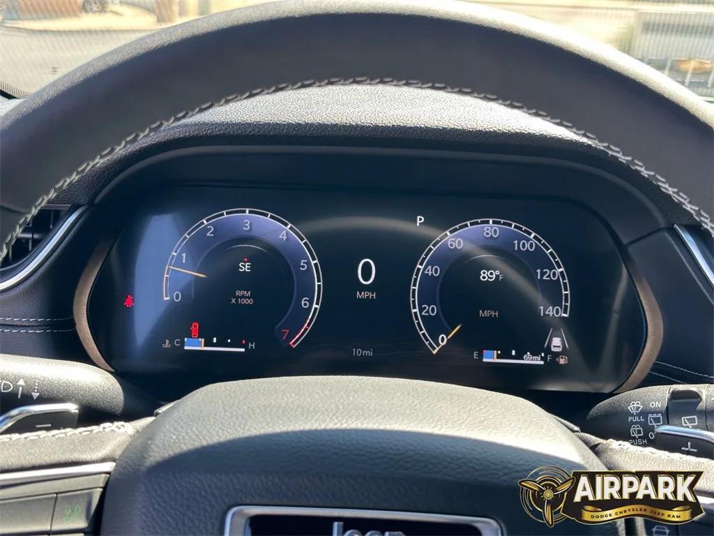 new 2025 Jeep Grand Cherokee car, priced at $42,825