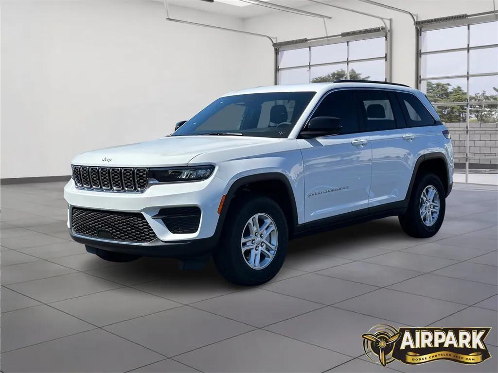 new 2025 Jeep Grand Cherokee car, priced at $42,825