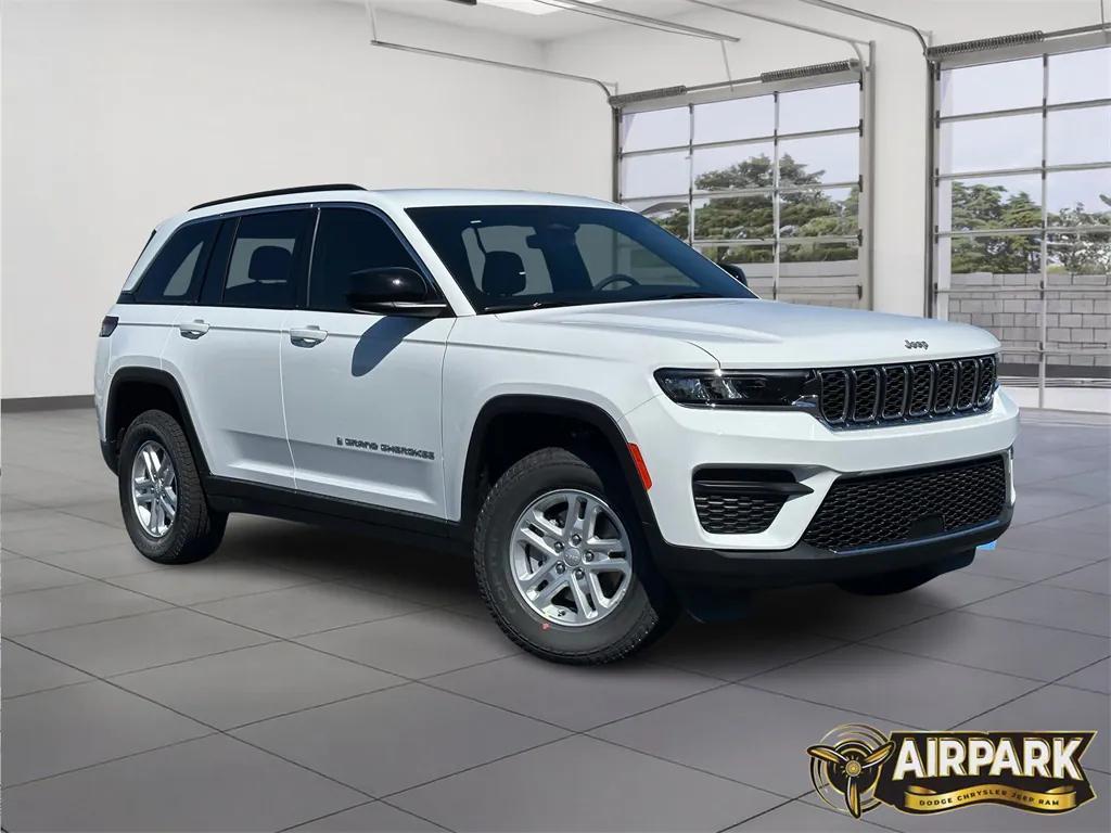 new 2025 Jeep Grand Cherokee car, priced at $42,825