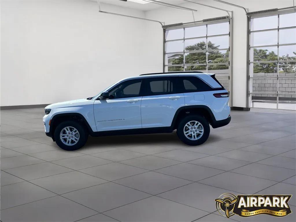 new 2025 Jeep Grand Cherokee car, priced at $42,825