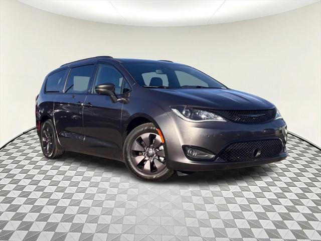 used 2020 Chrysler Pacifica Hybrid car, priced at $20,870