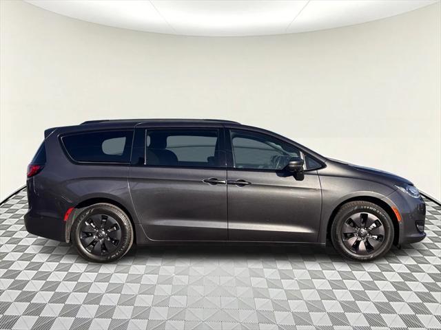 used 2020 Chrysler Pacifica Hybrid car, priced at $19,986