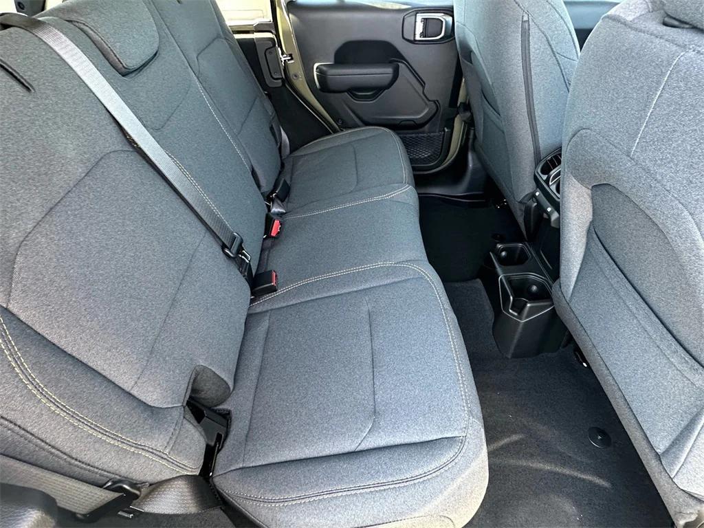 new 2025 Jeep Wrangler car, priced at $57,665