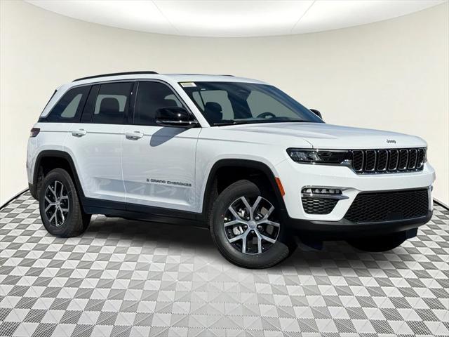 new 2025 Jeep Grand Cherokee car, priced at $50,210