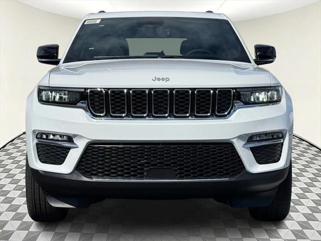 new 2025 Jeep Grand Cherokee car, priced at $50,210