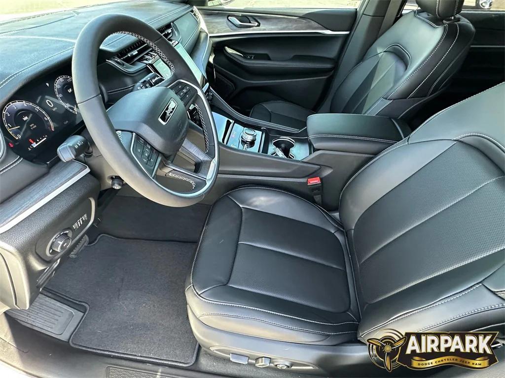 new 2025 Jeep Grand Cherokee L car, priced at $57,960