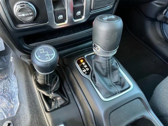 new 2025 Jeep Wrangler car, priced at $45,575