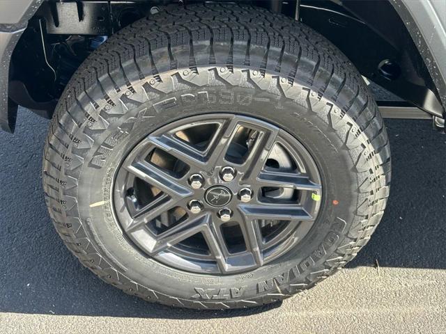 new 2025 Jeep Wrangler car, priced at $45,575