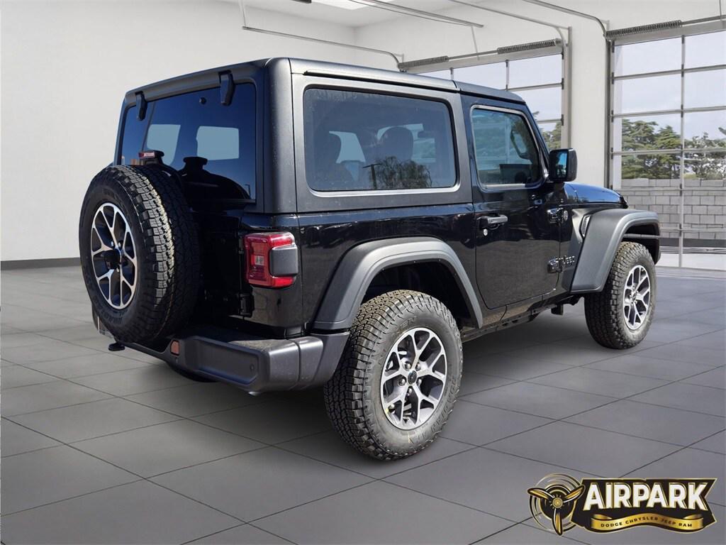 new 2025 Jeep Wrangler car, priced at $45,625