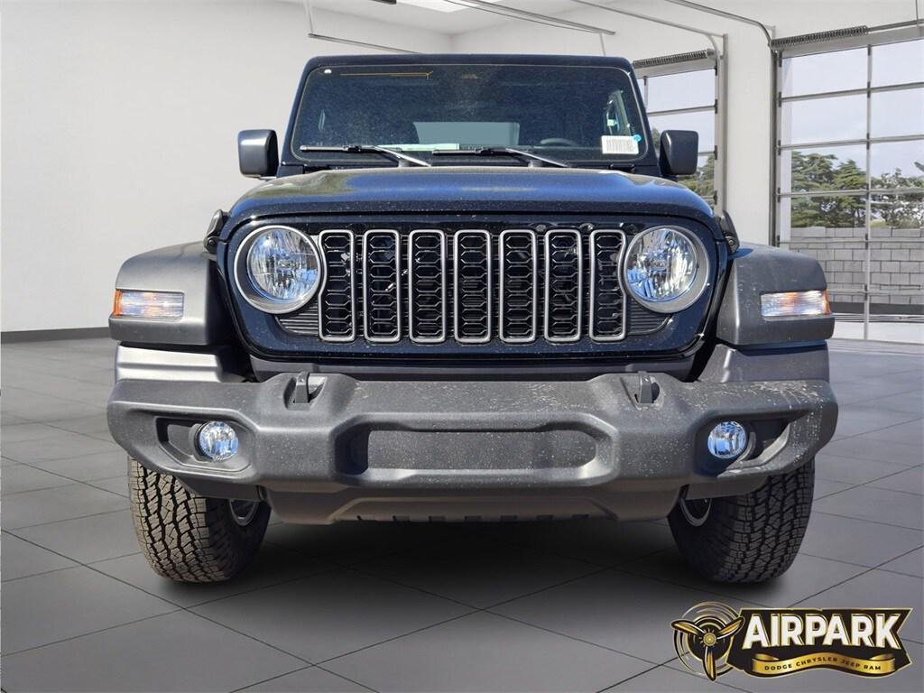 new 2025 Jeep Wrangler car, priced at $45,625
