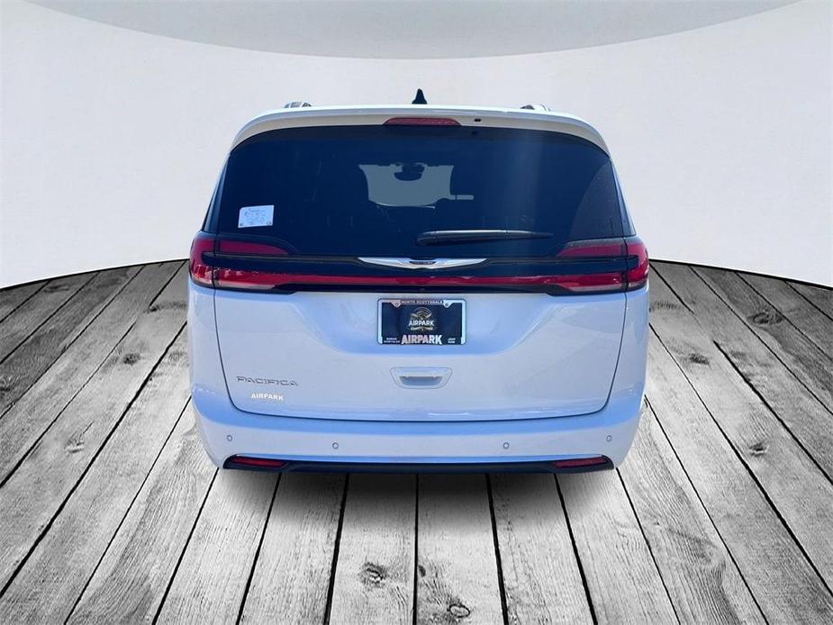 new 2024 Chrysler Pacifica car, priced at $53,835