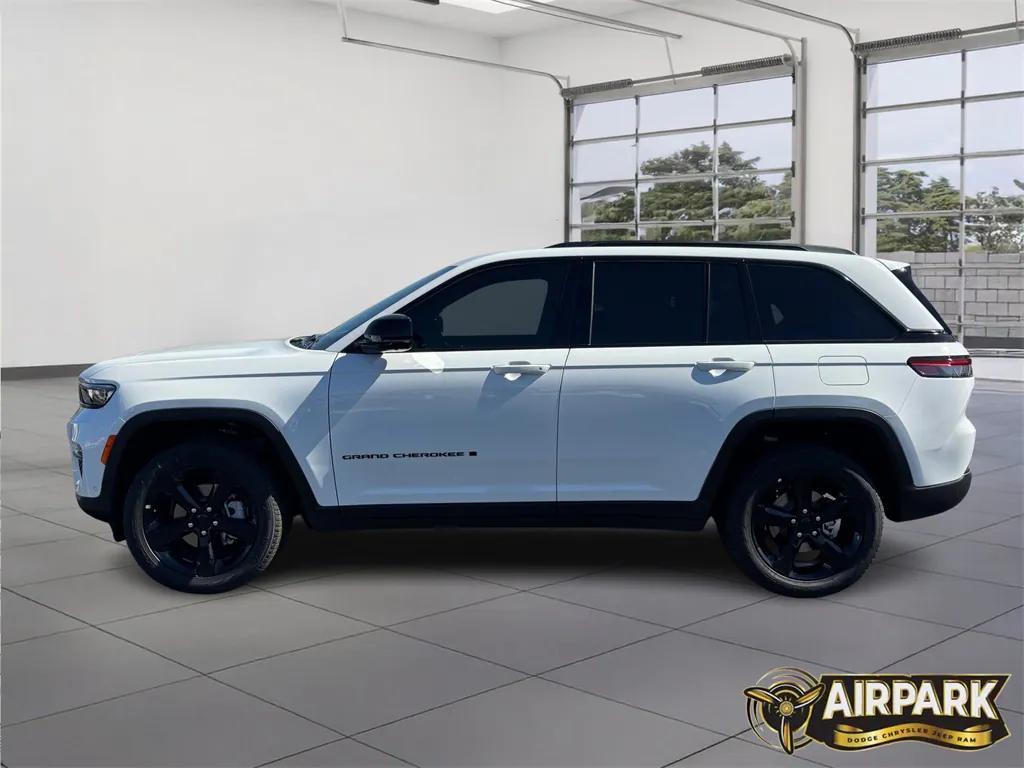 new 2025 Jeep Grand Cherokee car, priced at $56,060