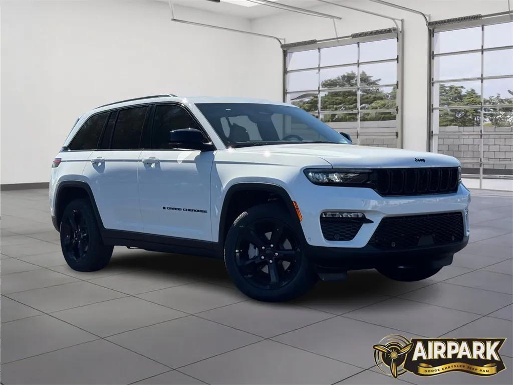 new 2025 Jeep Grand Cherokee car, priced at $56,060