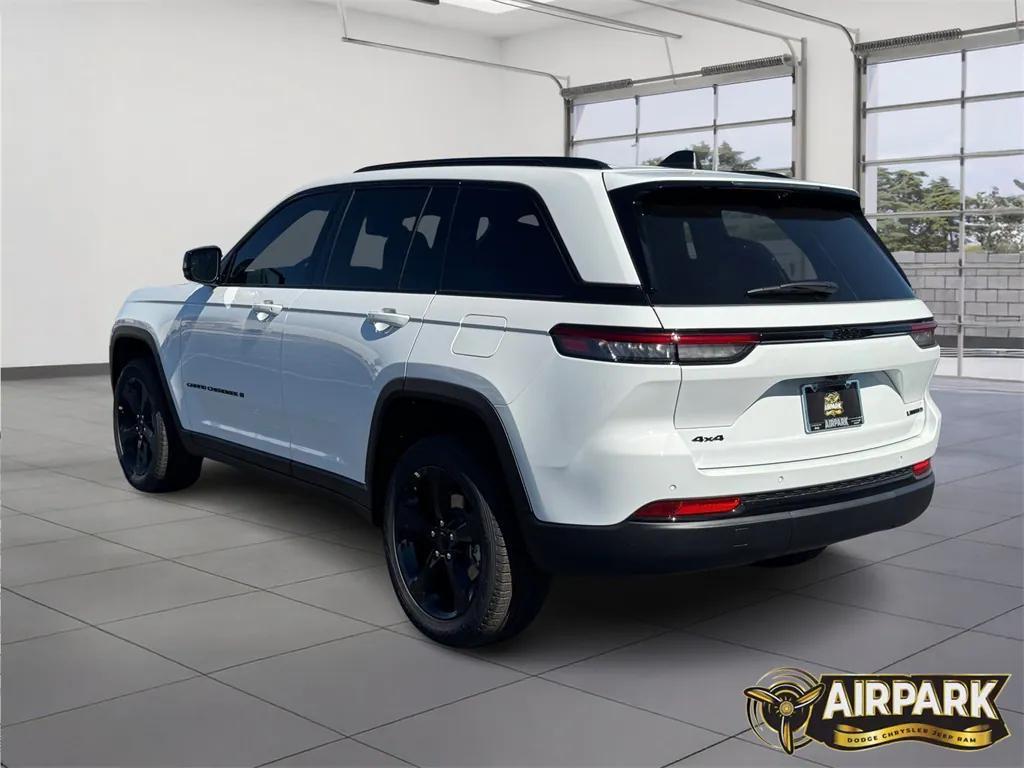 new 2025 Jeep Grand Cherokee car, priced at $56,060