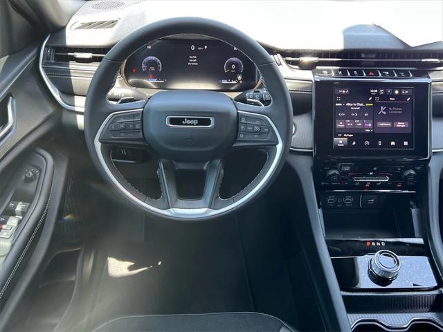 new 2025 Jeep Grand Cherokee car, priced at $49,370
