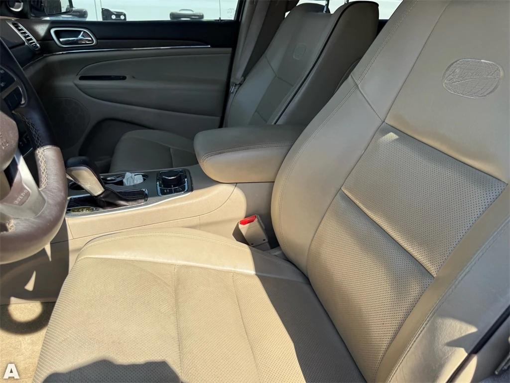 used 2016 Jeep Grand Cherokee car, priced at $14,563