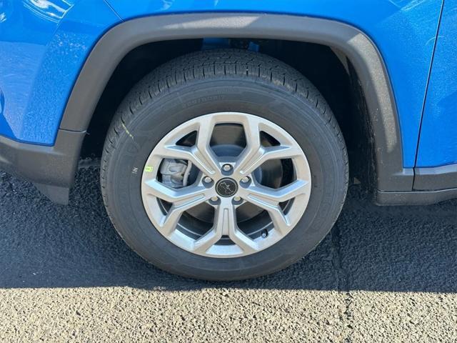 new 2025 Jeep Compass car, priced at $30,360