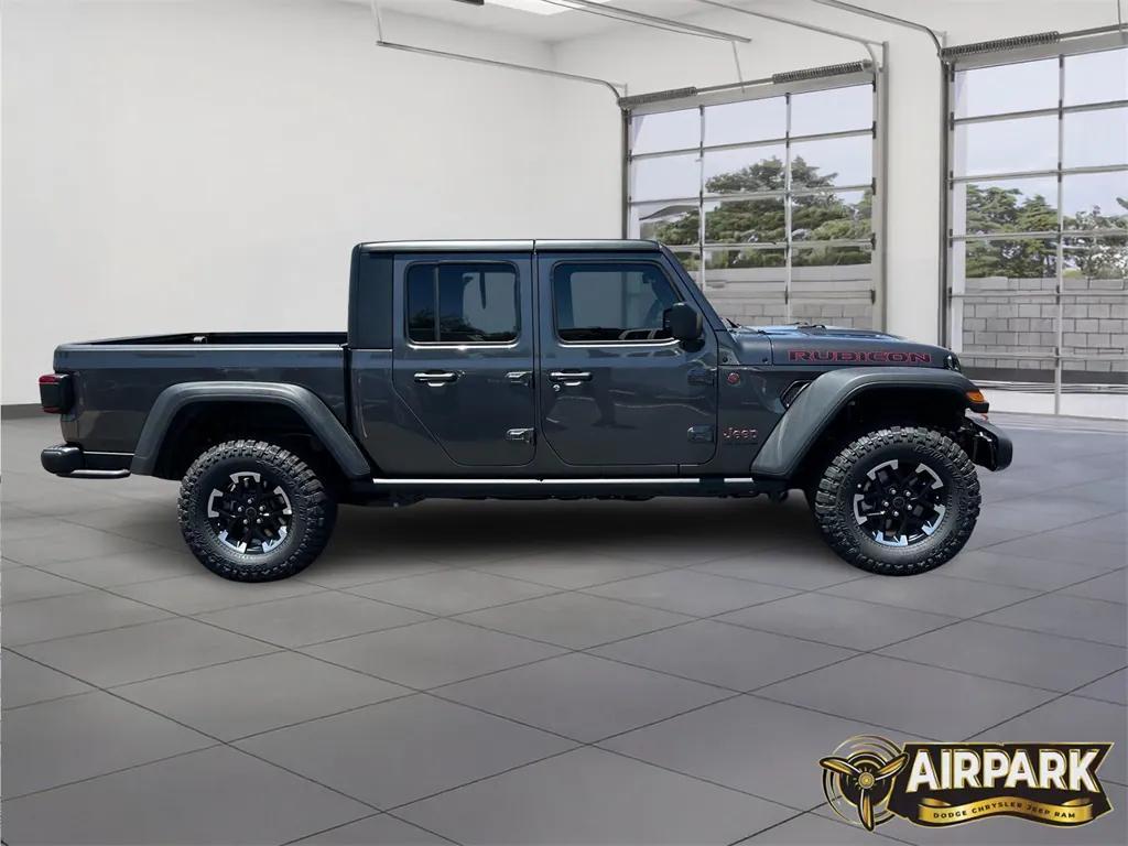new 2025 Jeep Gladiator car, priced at $63,160