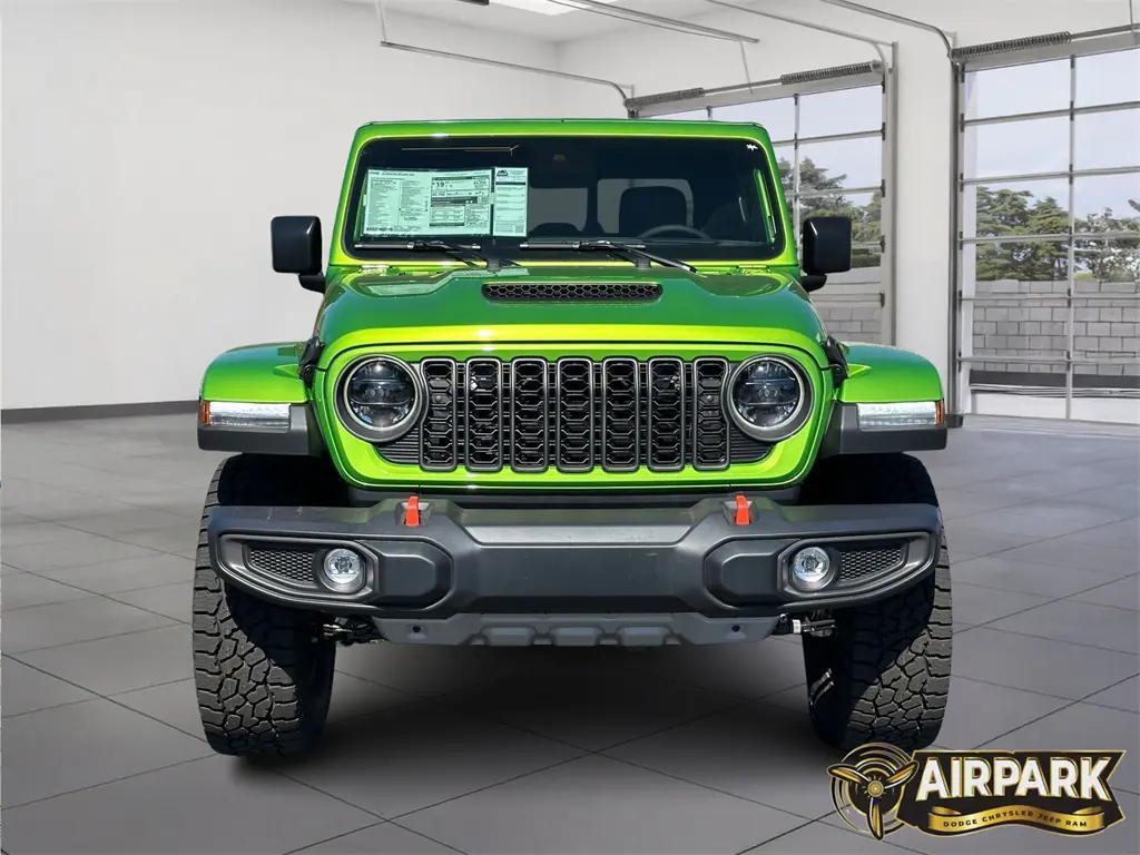 new 2025 Jeep Gladiator car, priced at $61,540