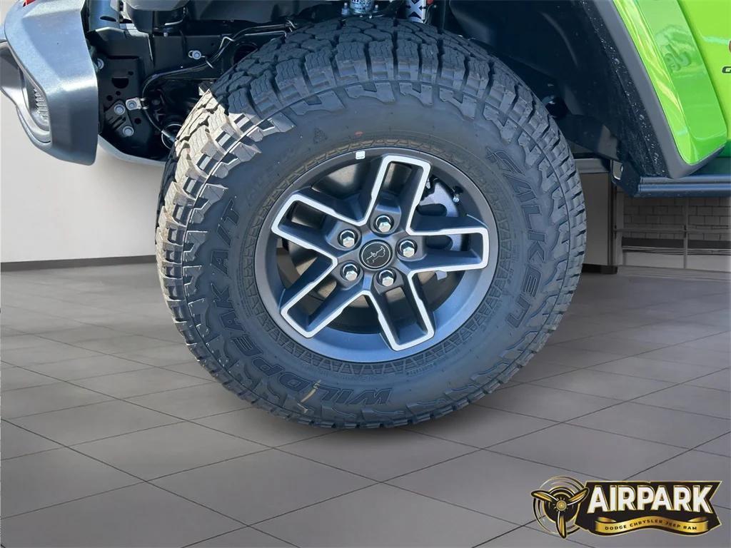 new 2025 Jeep Gladiator car, priced at $61,540