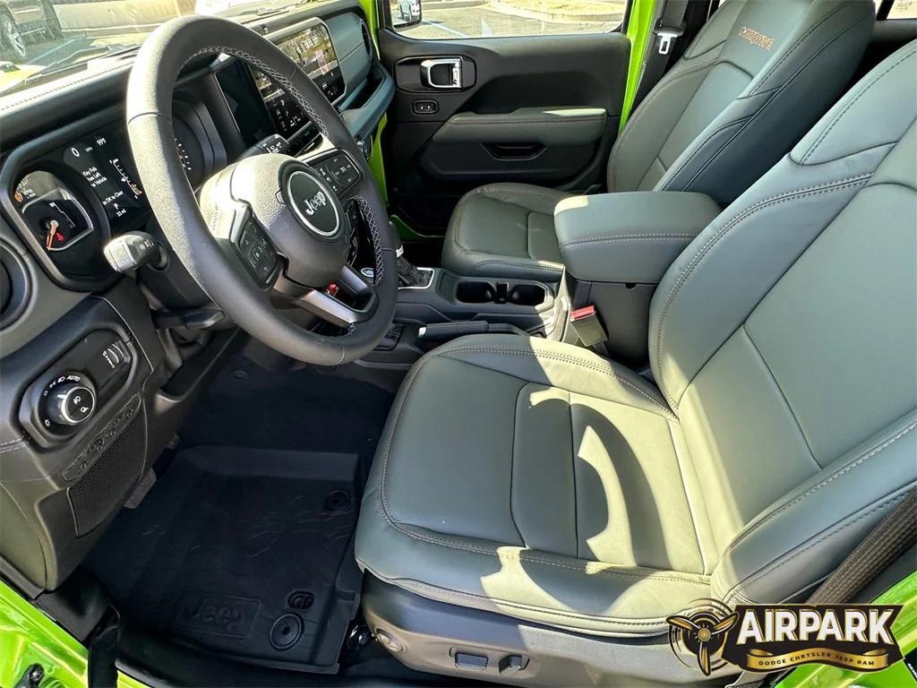 new 2025 Jeep Gladiator car, priced at $61,540