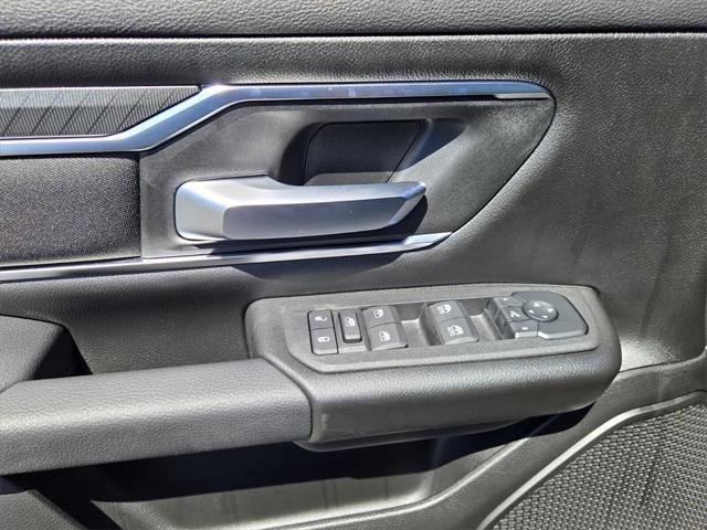 new 2025 Ram 1500 car, priced at $61,385