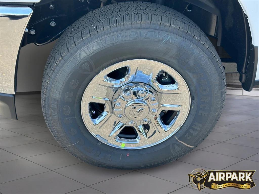 new 2025 Ram 2500 car, priced at $71,760