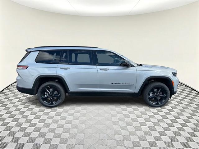 new 2025 Jeep Grand Cherokee L car, priced at $59,305
