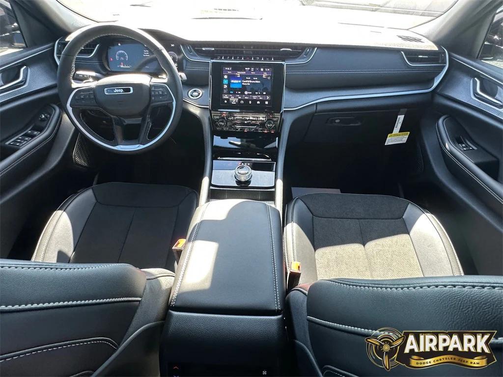 new 2025 Jeep Grand Cherokee L car, priced at $51,525