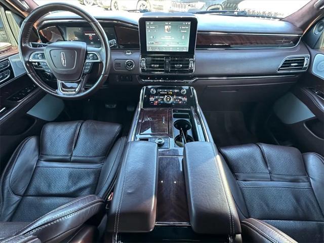 used 2020 Lincoln Navigator car, priced at $39,998