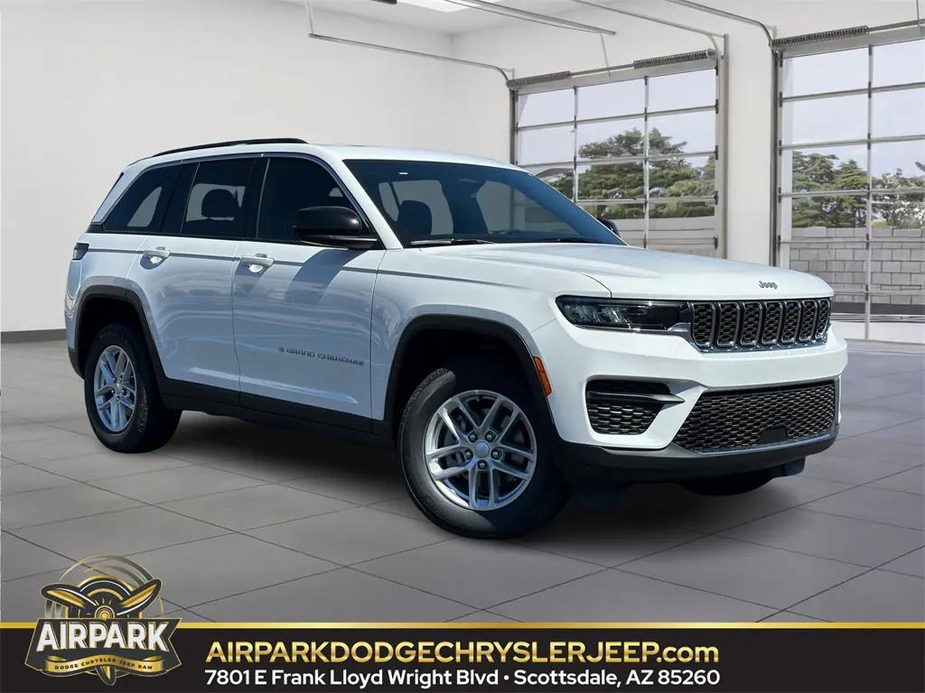 new 2025 Jeep Grand Cherokee car, priced at $44,570