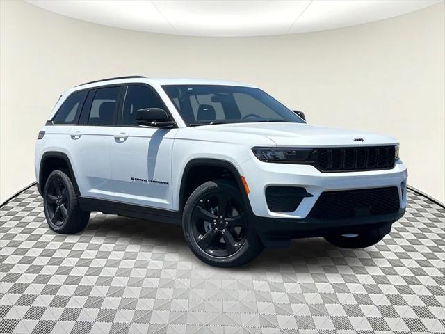 new 2025 Jeep Grand Cherokee car, priced at $48,775