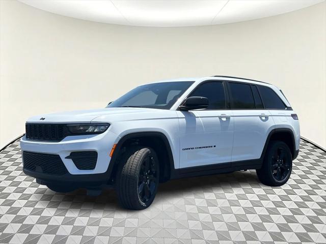 new 2025 Jeep Grand Cherokee car, priced at $48,775