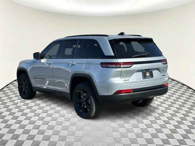 new 2025 Jeep Grand Cherokee car, priced at $58,430