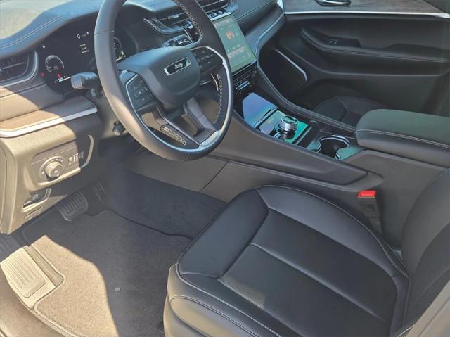 new 2025 Jeep Grand Cherokee car, priced at $58,430