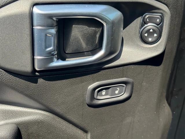 new 2025 Jeep Gladiator car, priced at $53,630