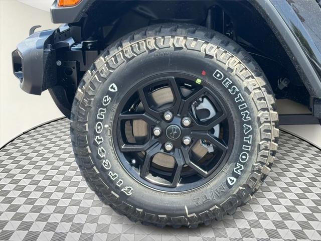 new 2025 Jeep Gladiator car, priced at $53,630