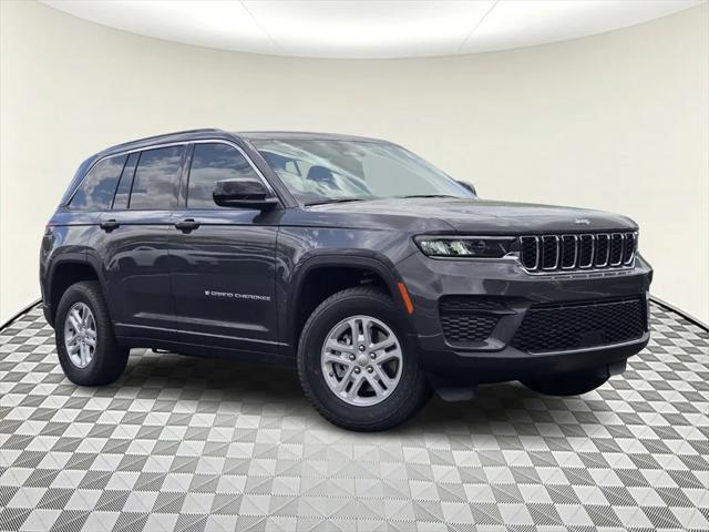 new 2025 Jeep Grand Cherokee car, priced at $41,220
