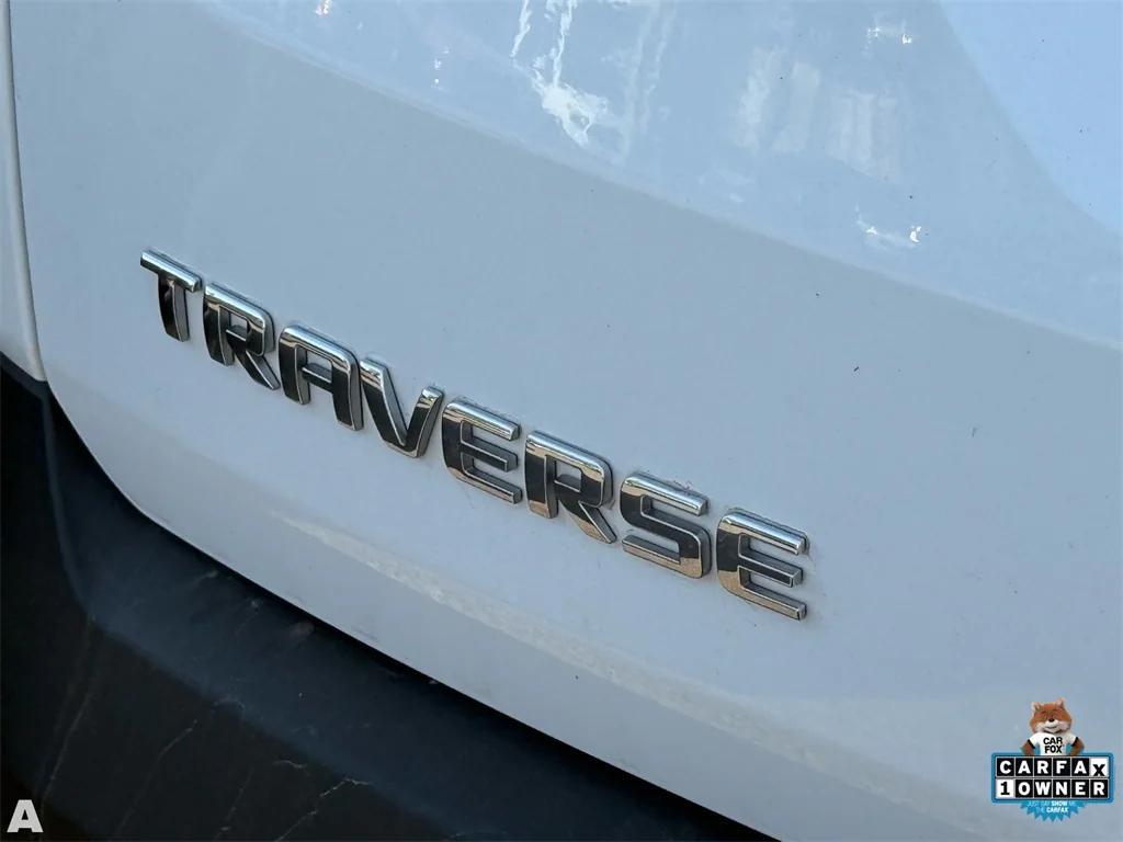 used 2023 Chevrolet Traverse car, priced at $24,077