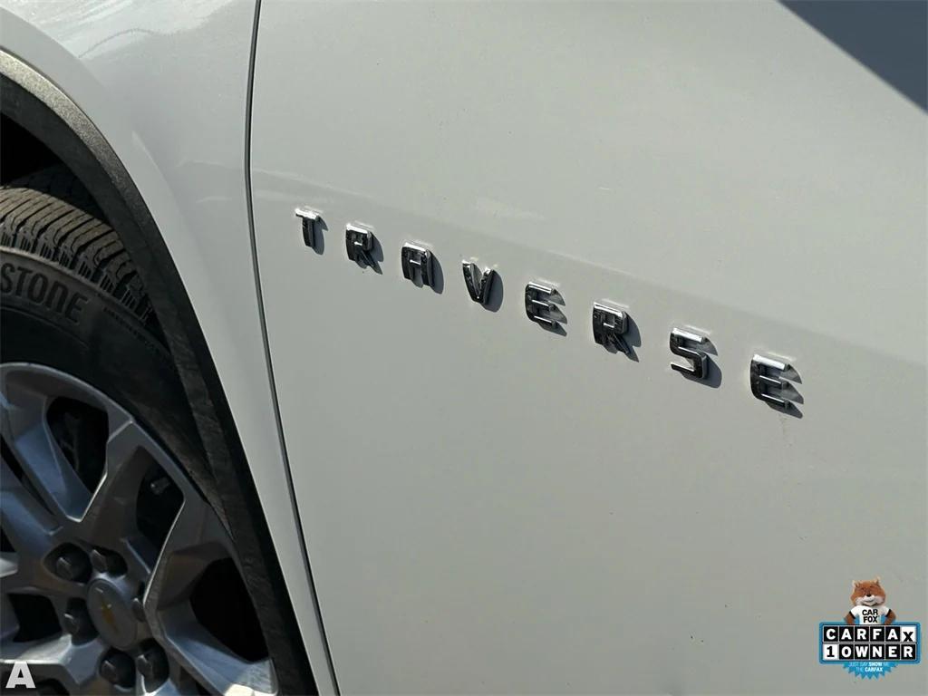 used 2023 Chevrolet Traverse car, priced at $24,077