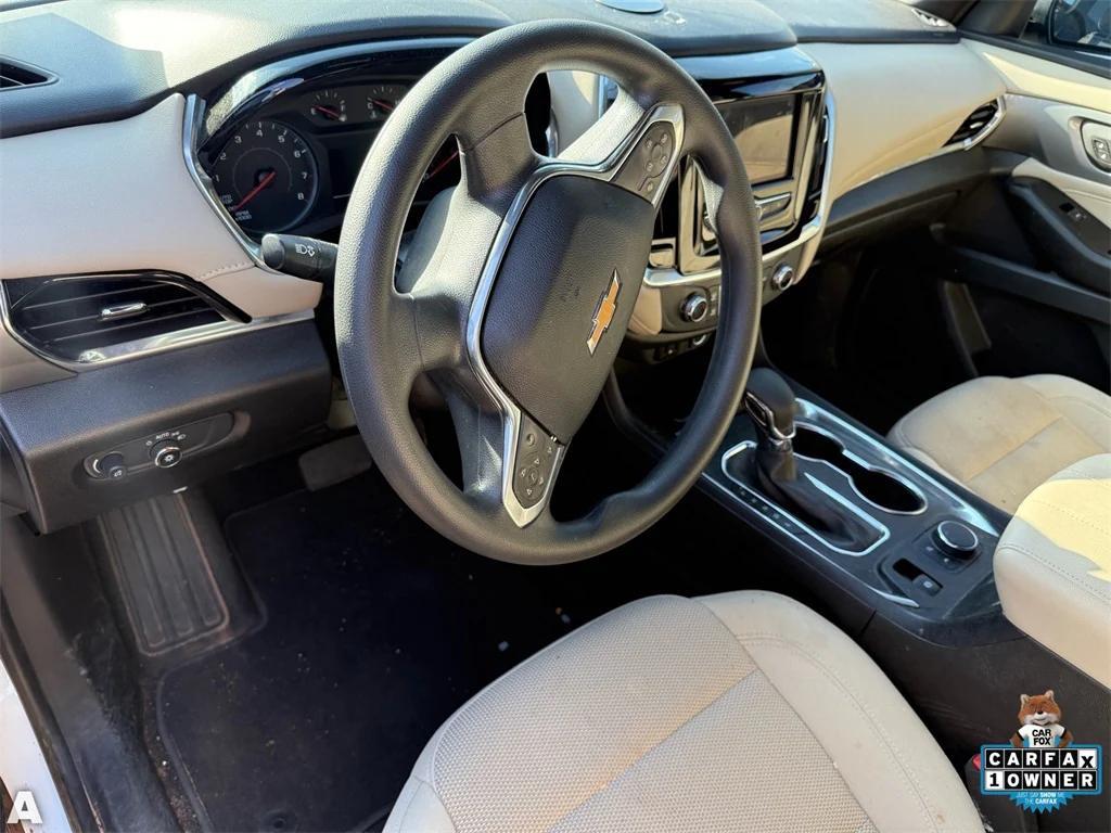used 2023 Chevrolet Traverse car, priced at $24,077