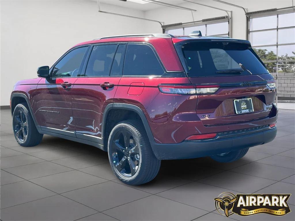 new 2025 Jeep Grand Cherokee car, priced at $56,655