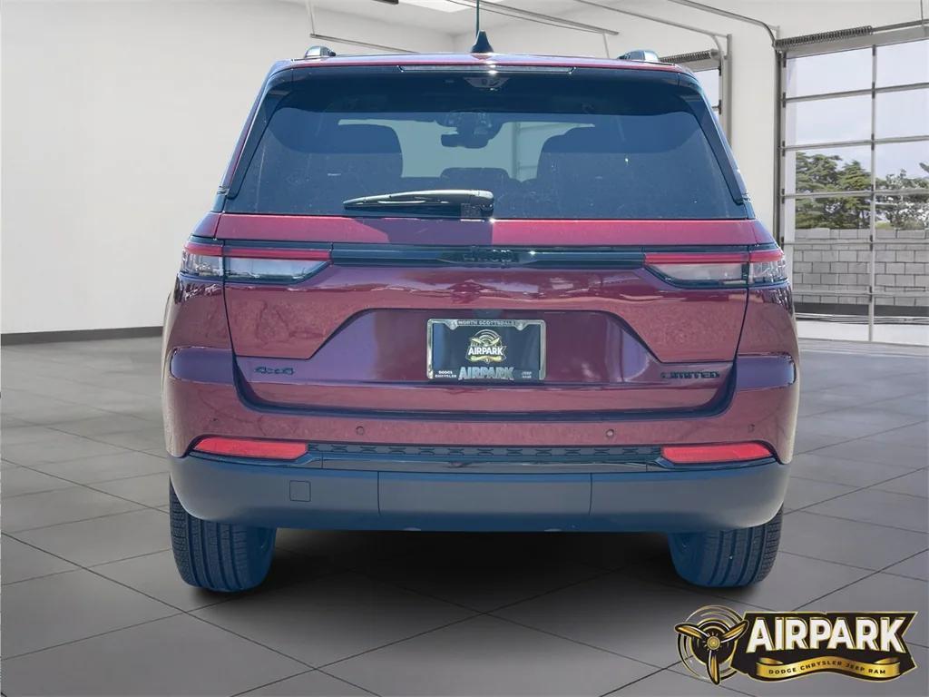 new 2025 Jeep Grand Cherokee car, priced at $58,430