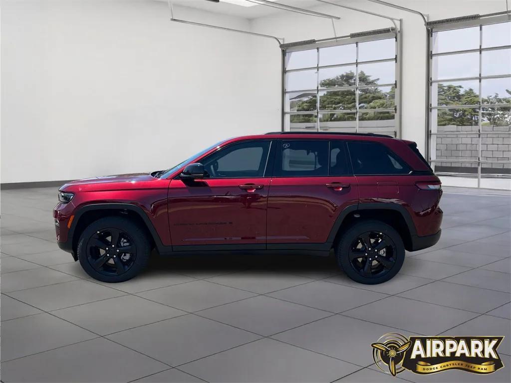 new 2025 Jeep Grand Cherokee car, priced at $58,430