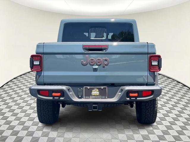 new 2025 Jeep Gladiator car, priced at $61,020