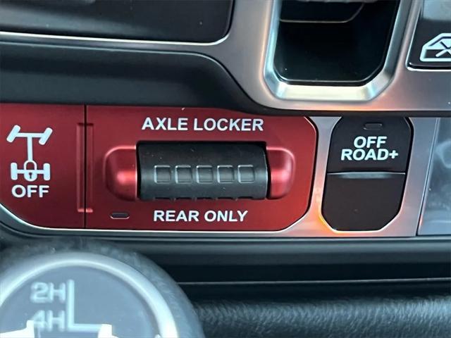 new 2025 Jeep Gladiator car, priced at $61,020
