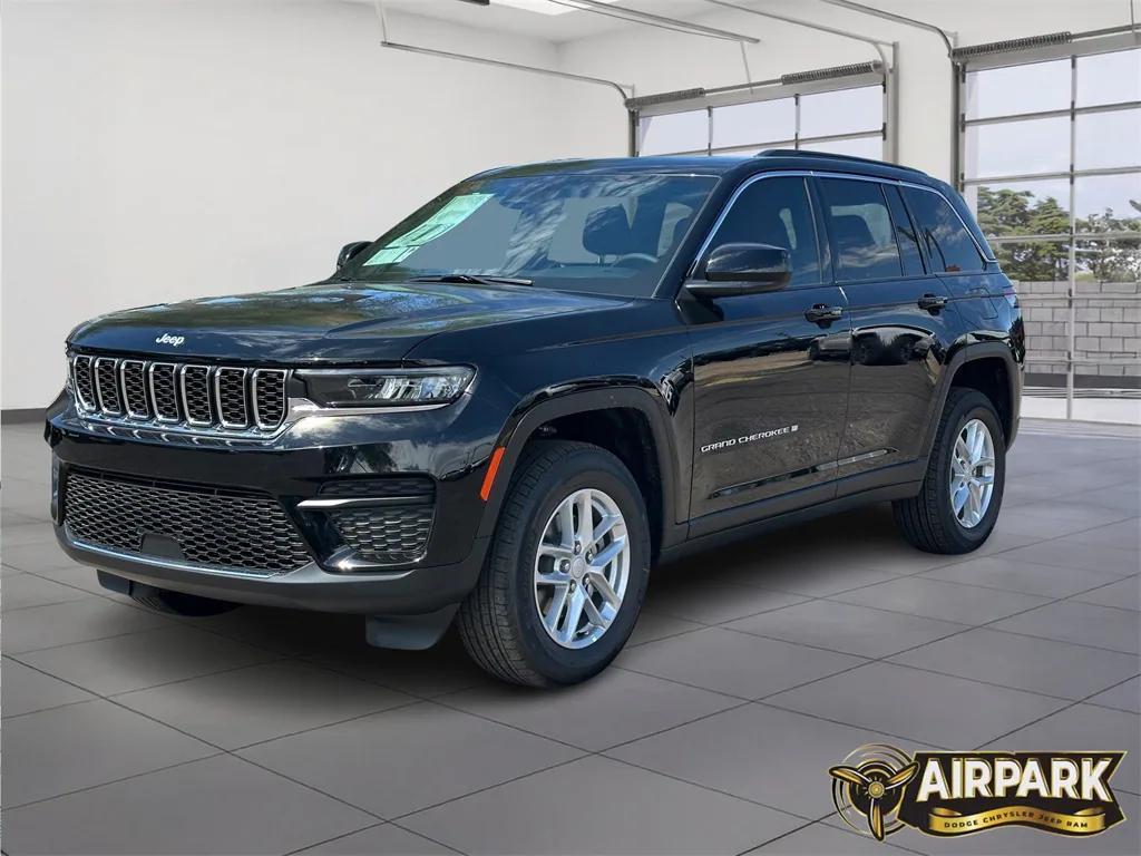 new 2025 Jeep Grand Cherokee car, priced at $45,165
