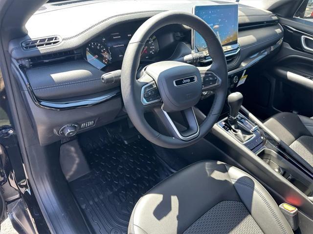new 2025 Jeep Compass car, priced at $32,700