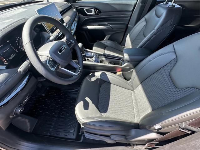 new 2025 Jeep Compass car, priced at $32,700